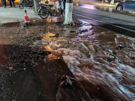 自來水管道爆管如何預警?供水管網監測系統為管網全天候站崗(圖1)